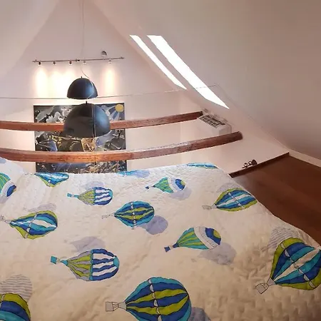 Apartament Modern Ultracentral In Cladire Monument דירה